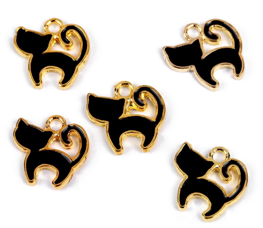 Přívěsek kovový smalt - kočička bílá 12×10mm