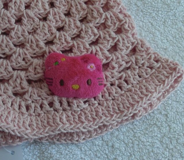 Bavlněný háčkovaný klobouček > 54cm