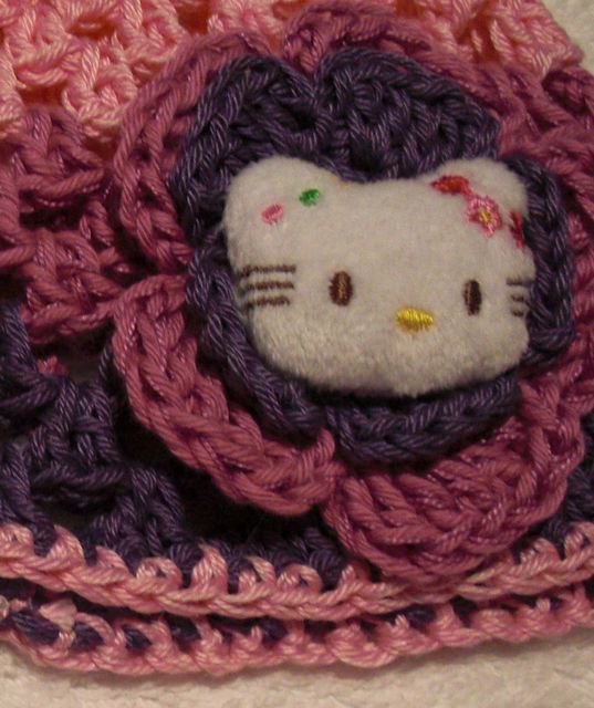 Bavlněná háčkovaná čepička > 44cm