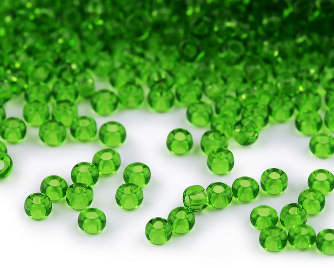 Rokajl PRECIOSA zelená průhledná > (8/0) Ø2,9mm (sáček)