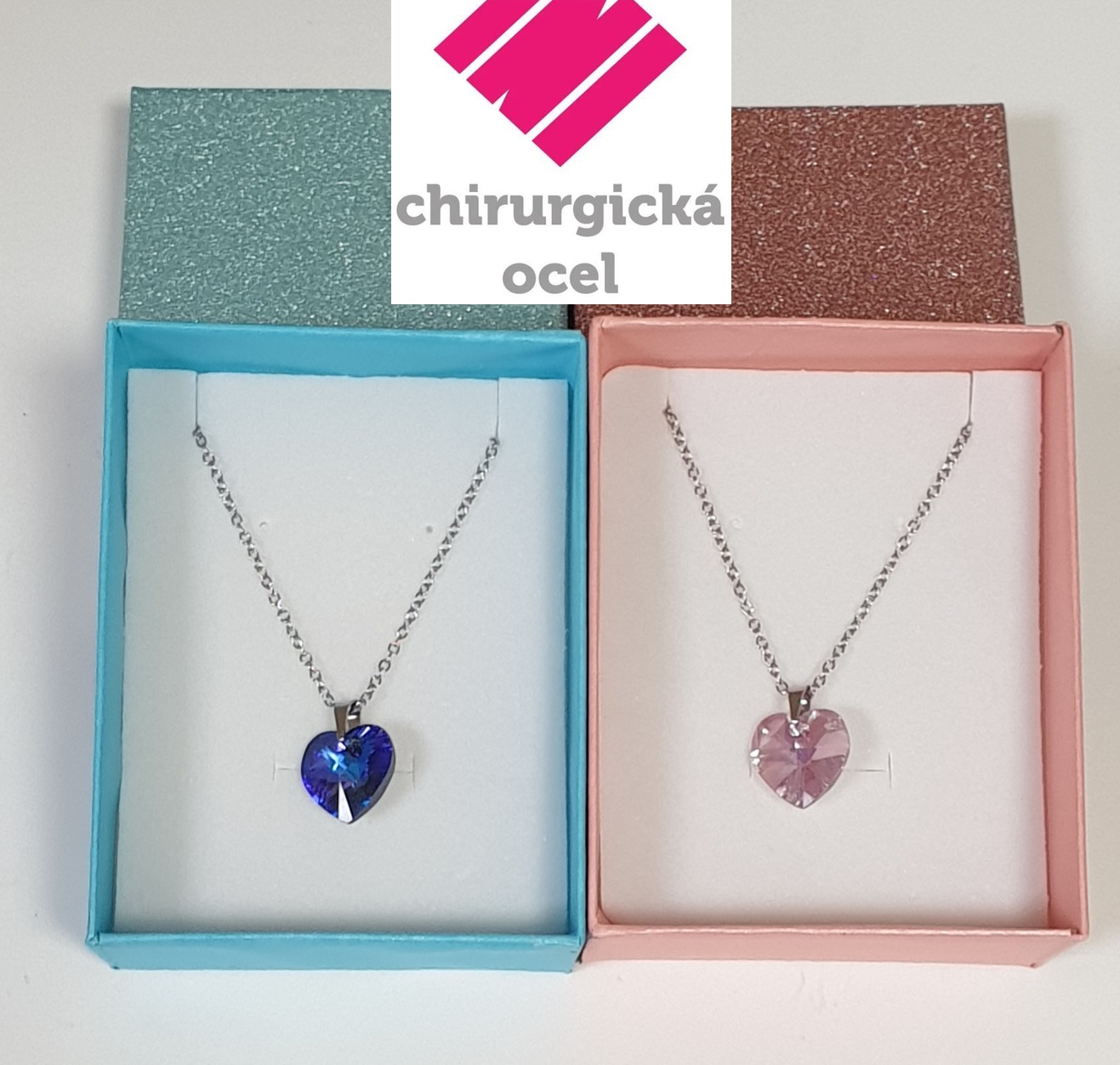 Valentýnský řetízek z chirurgické oceli s přívěškem - srdíčko SWAROVSKI (14x15 mm)