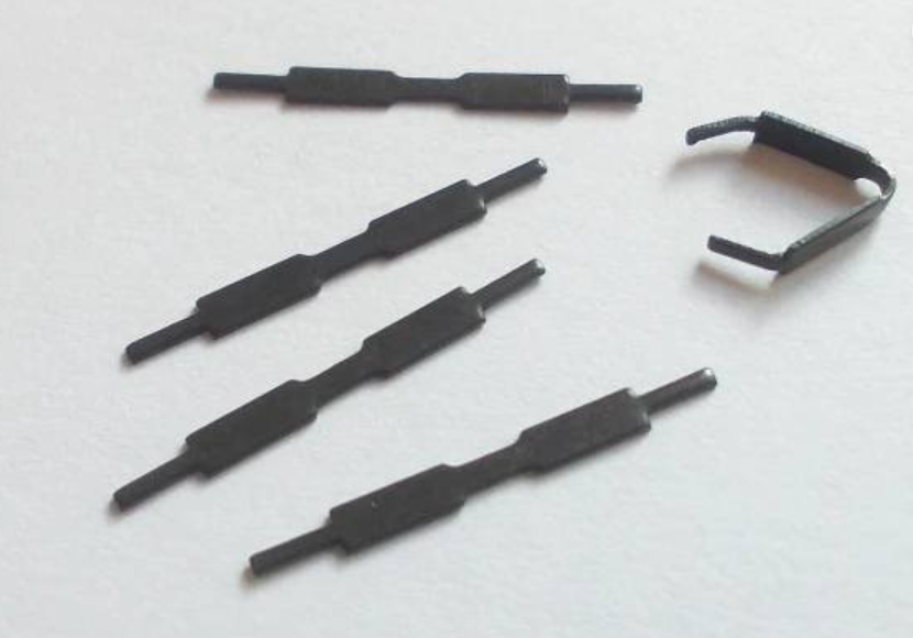 Šlupna jednoduchá - 8mm/černá (5ks)
