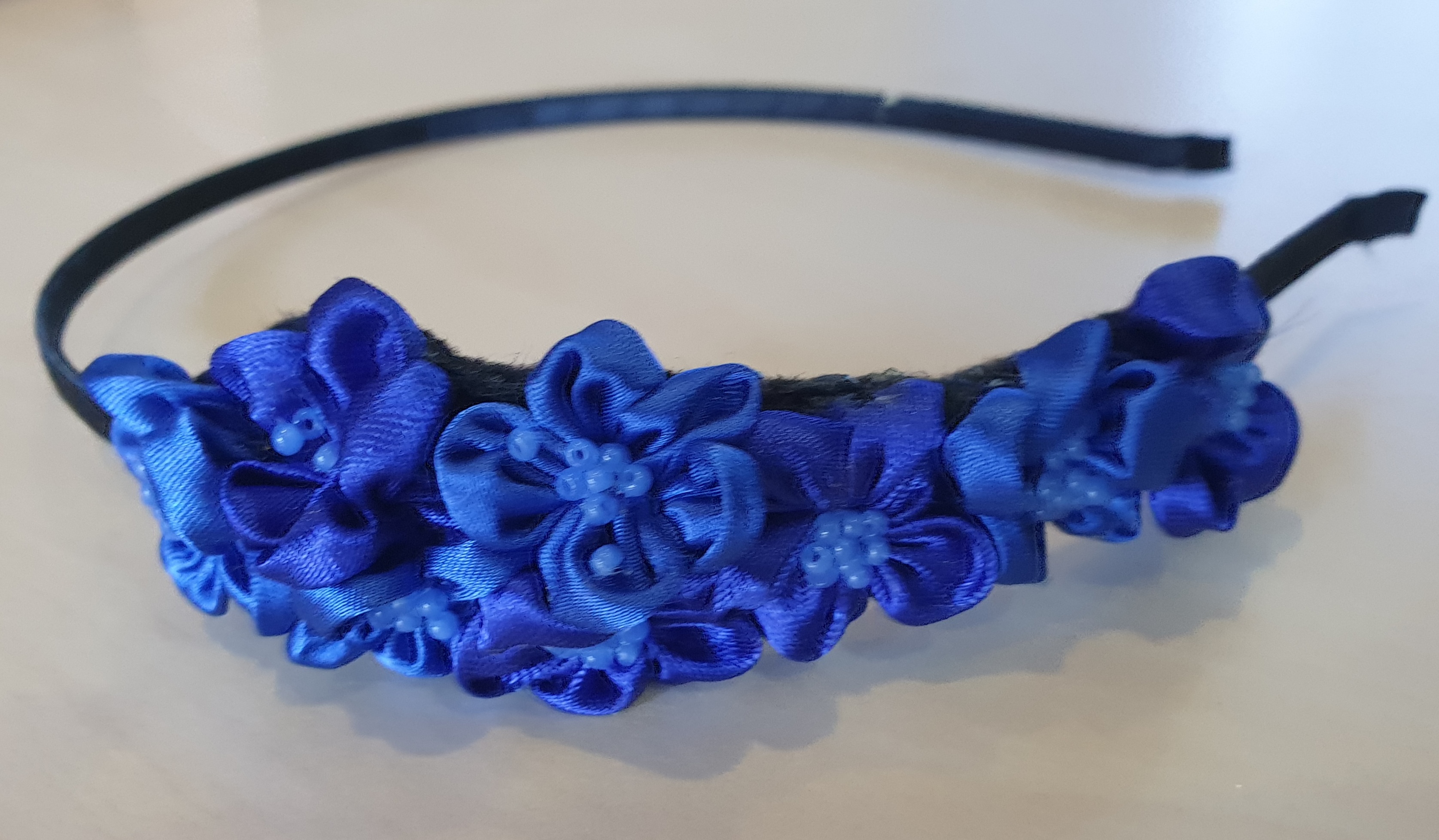 Čelenka do vlasů s květinami - modrá