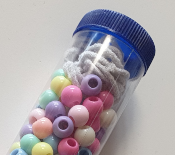 Plastové korálky VELKÝ PRŮVLEK - barevný mix - 8x10 mm (100gramů)