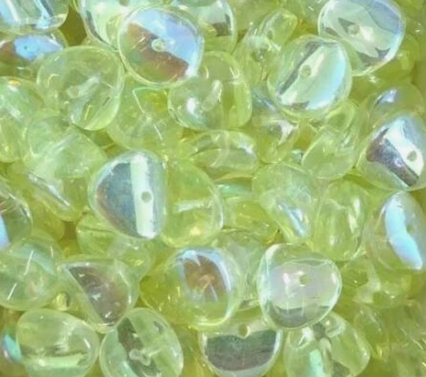 Korálky mačkané z uranového skla - chipsy 10×9mm (20ks)