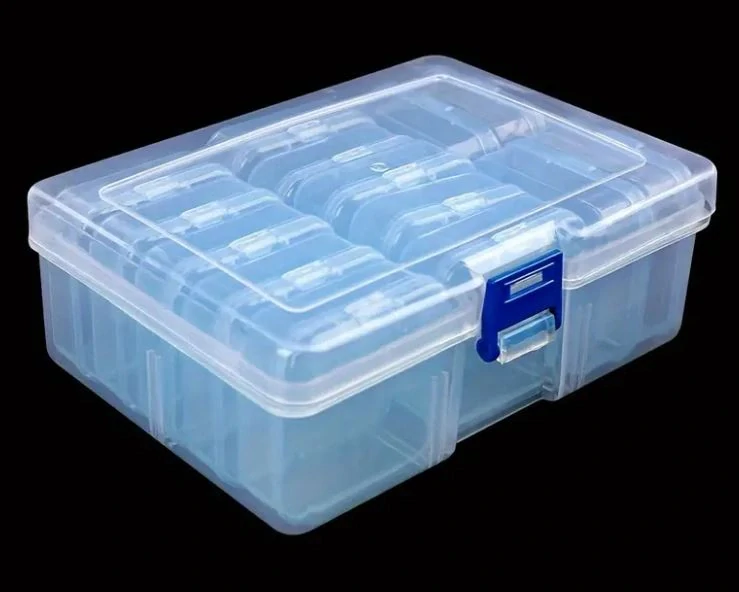 Plastový box se 14 krabičkami