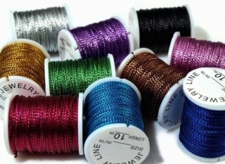 Šňůrka s lurexem - stříbrná Ø1mm (návin 10m)