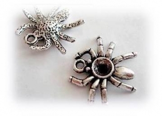 Přívěsek kovový - pavouček 18mm