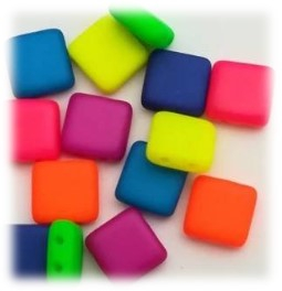 Korálky čtverec (dvoudírky) 6×6mm NEON - (sáček 10g)