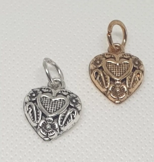 Přívěsek kovový - SRDCE vintage 15x15mm