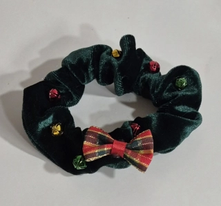 Vánoční scrunchie gumička do vlasů - zelená s mašličkou