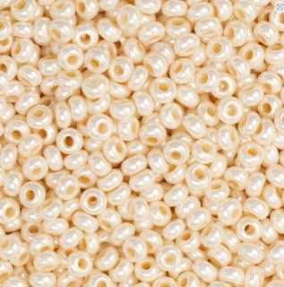 Rokajl PRECIOSA smetanová perleť > (6/0) Ø4,1mm (sáček 20g)
