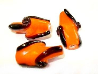 Vinuté perle - spirála 26x18mm - oranžová